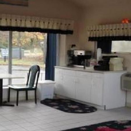 Tides Inn At Stehli Beach Locust Valley Restoran gambar